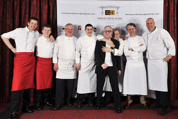 Thierry Samuel photographe entourés des chefs